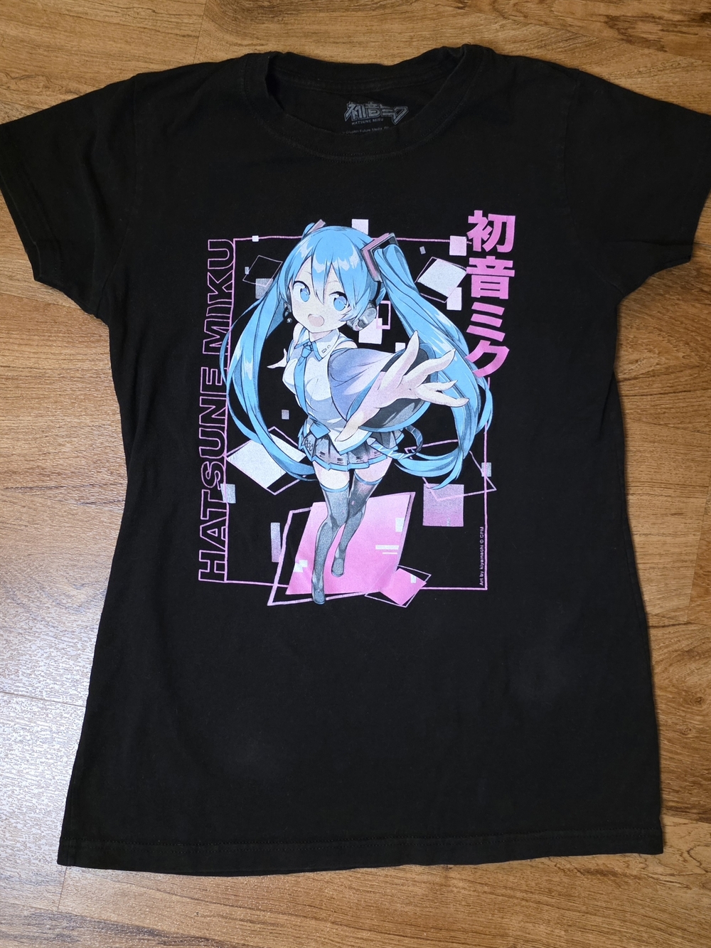 Hatsune Miku Black Graphic T Shirt